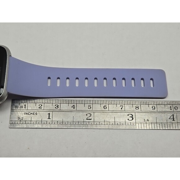 Fitbit Versa Lite Smartwatch Activity Tracker Heart Rate GPS With Charger - Picture 8 of 11